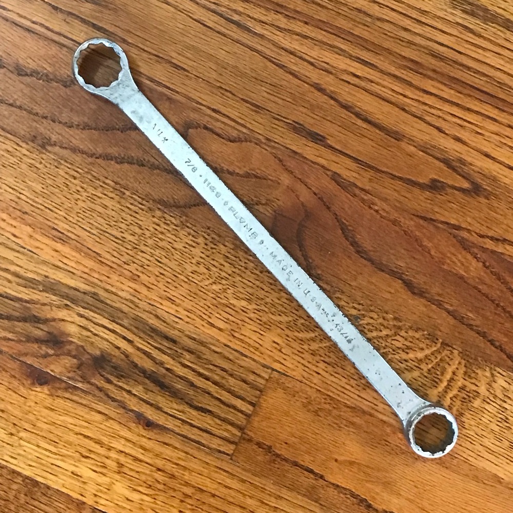 Plumb Vintage 7/8" x 13/16" 12-Point Wrench
Double Box End Wrench Made in USA